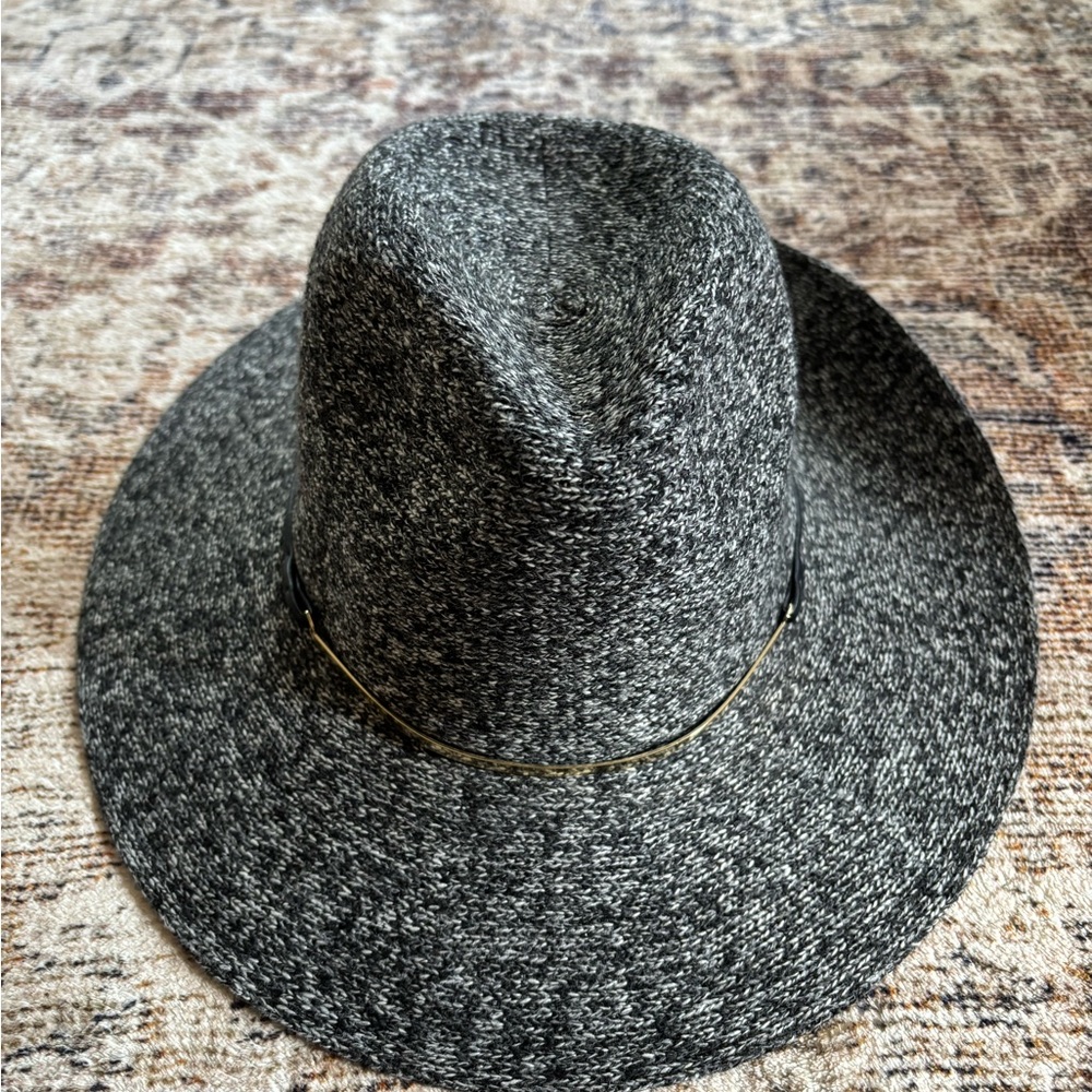 Stylish Gray Women's Hat
